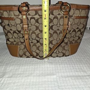 Coach Signature Gallery Tote